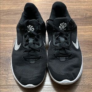 Women’s Nike Flex Sneakers